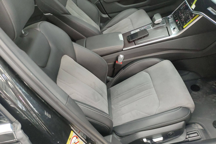 奥迪A6L 2024款 45 TFSI 臻选动感型局部细节41