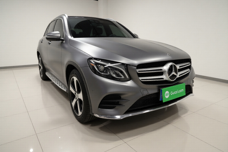 奔驰GLC 2018款 改款 GLC 260 4MATIC 豪华型车身外观3