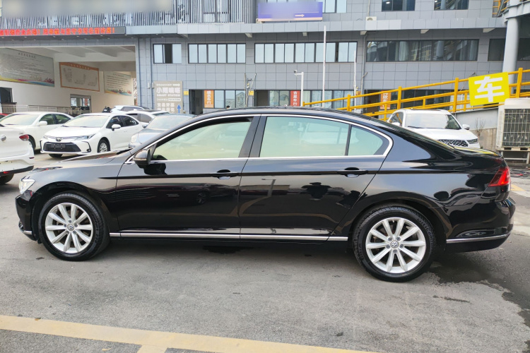 大众 迈腾 2018款 330TSI DSG 领先型车身外观6003