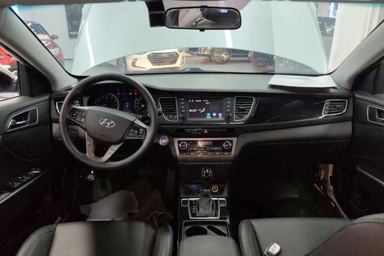 现代 名图 2016款 1.8L 自动智能型GLS中控内饰12