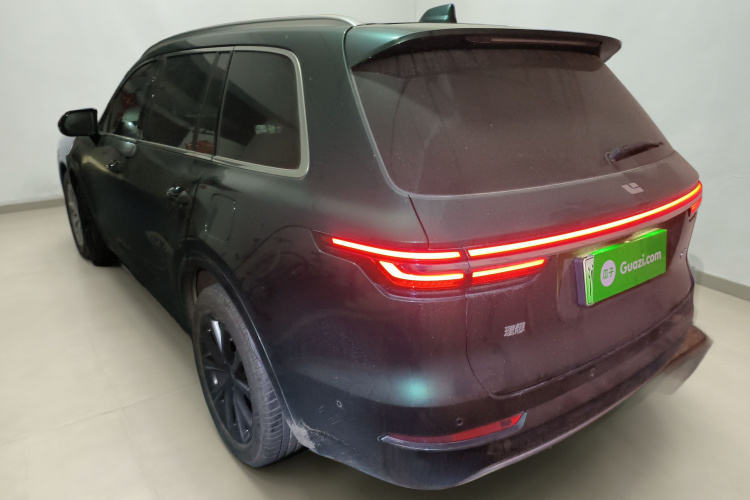 理想汽车 理想ONE 2021款 增程6座版车身外观5