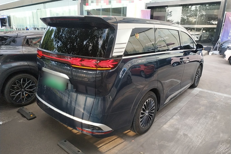 腾势D9 2022款 DM-i 970 四驱尊荣型车身外观7