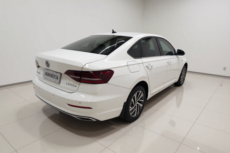 大众 朗逸 2022款 1.5L 自动舒适版车身外观7