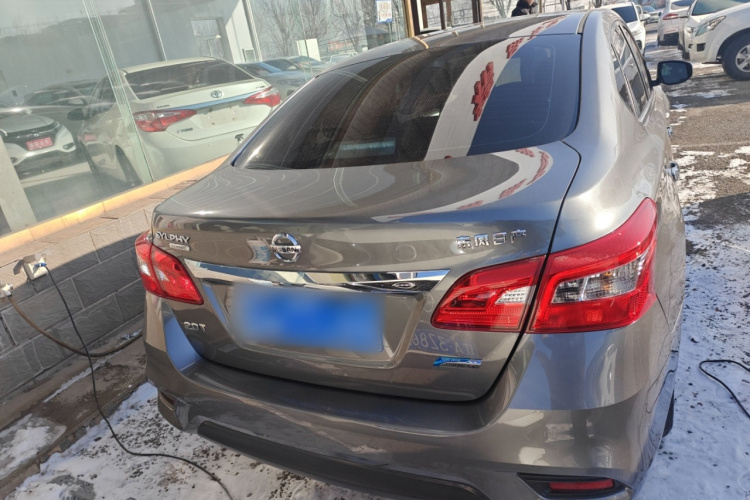 日产 轩逸 2024款 改款 经典 1.6XE CVT舒适版车身外观6