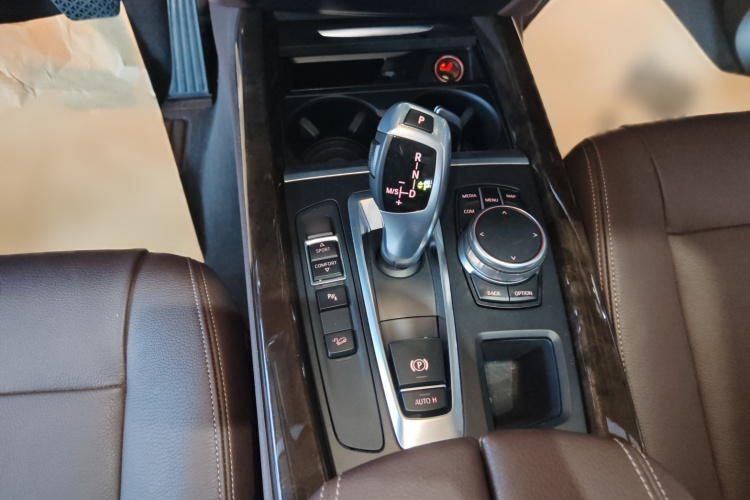 宝马X5(进口) 2017款 xDrive35i 典雅型局部细节18