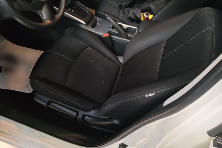 日产 轩逸 2022款 经典 1.6XE CVT舒适版中控内饰19