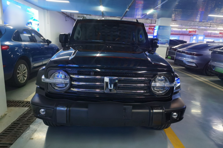 坦克300 2023款 城市版 2.0T 很有型车身外观2