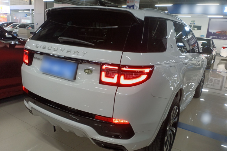 路虎 发现运动版 2024款 性能科技版车身外观7