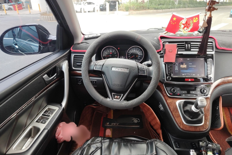 哈弗H6 2015款 改款 运动版 1.5T 手动两驱精英型局部细节13