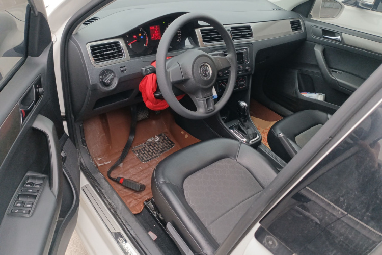 大众 桑塔纳 2015款 1.6L 自动舒适版中控内饰20