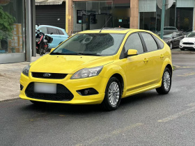 福特 福克斯 2013款 两厢经典 1.8L 手动时尚型