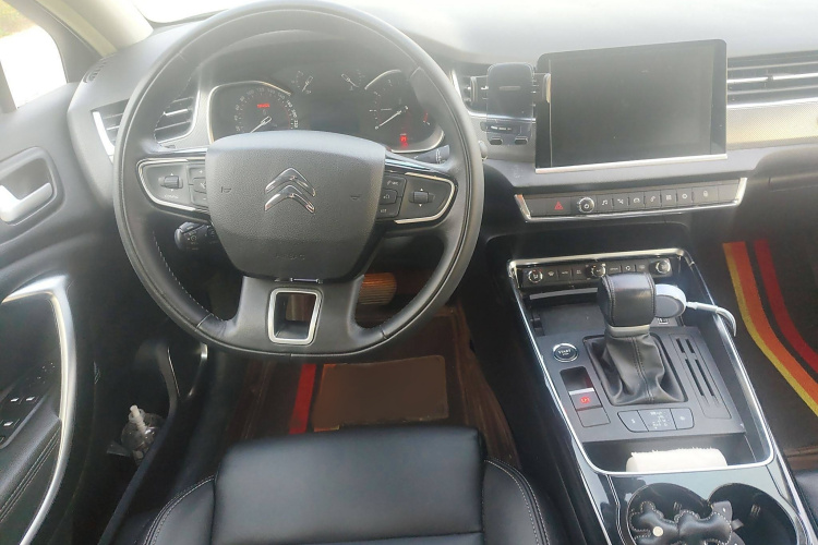 雪铁龙C5 2017款 350THP 自动豪华型局部细节13