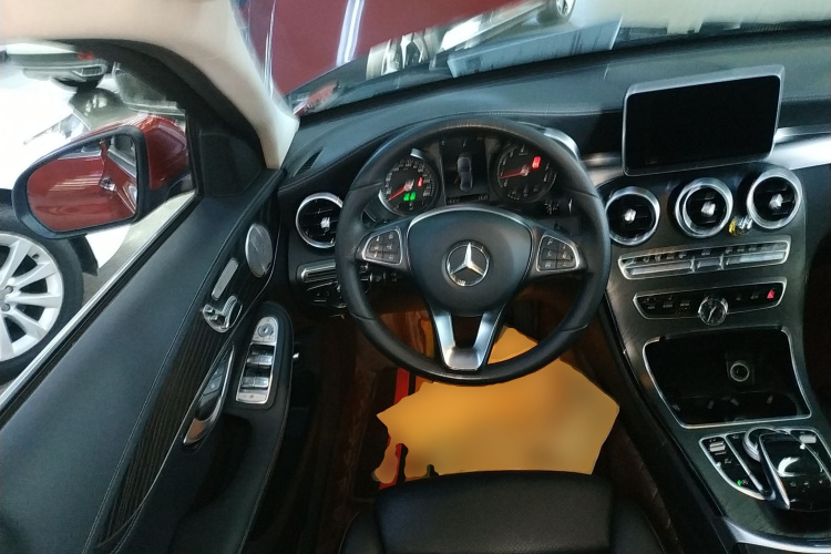 奔驰C级 2018款 C 200 L 运动版 成就特别版局部细节13