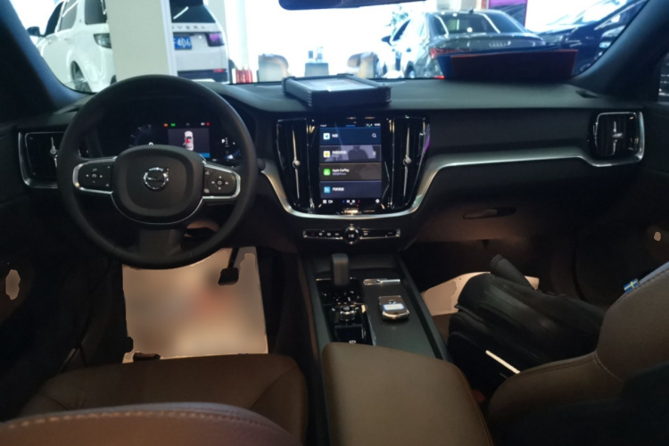 沃尔沃S60 2023款 B4 智逸豪华版中控内饰12