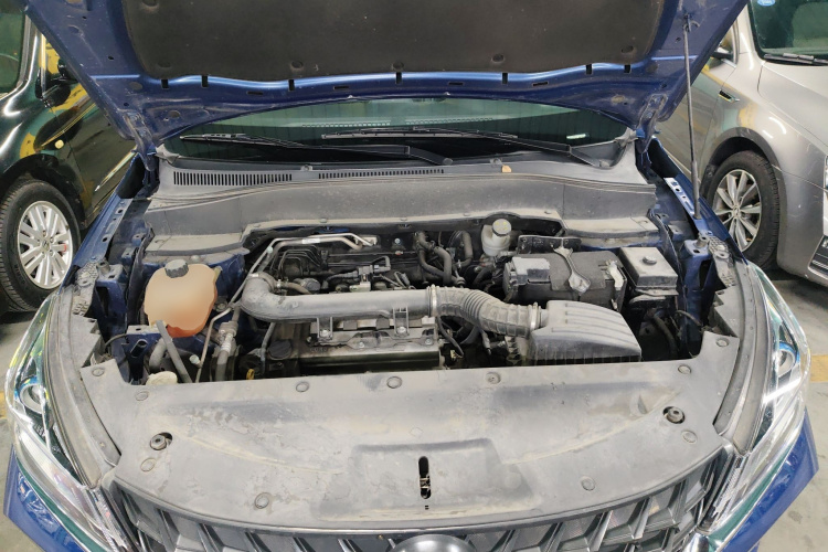 东风风光 风光500 2022款 1.5L CVT悦享型机舱底盘24