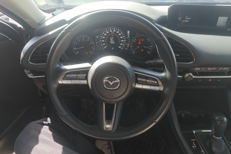 马自达3 昂克赛拉 2020款 2.0L 自动质雅版中控内饰13