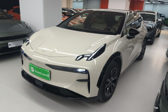 极氪X 2025款 四座后驱魔方版