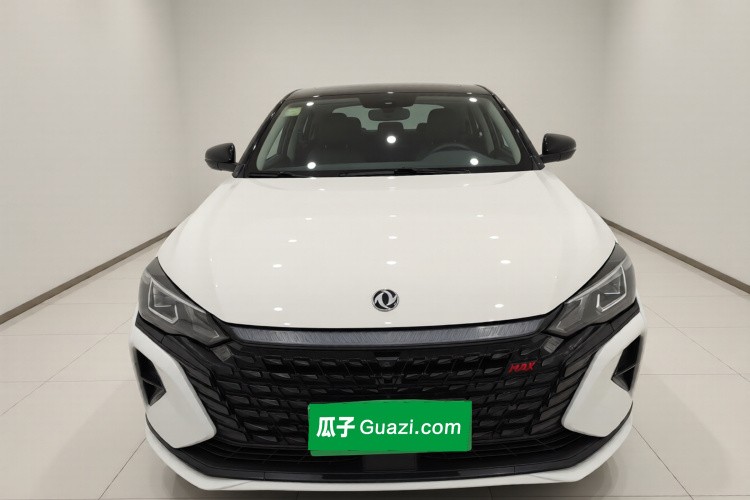 东风风神 奕炫MAX 2021款 1.5T 超酷潮爸版车身外观2