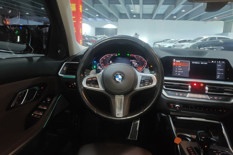 宝马3系 2020款 325Li M运动曜夜套装中控内饰13