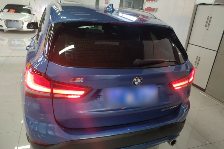 宝马X1 2020款 sDrive25Li 领先型车身外观6