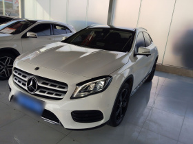 奔驰GLA 2019款 GLA 200 时尚型