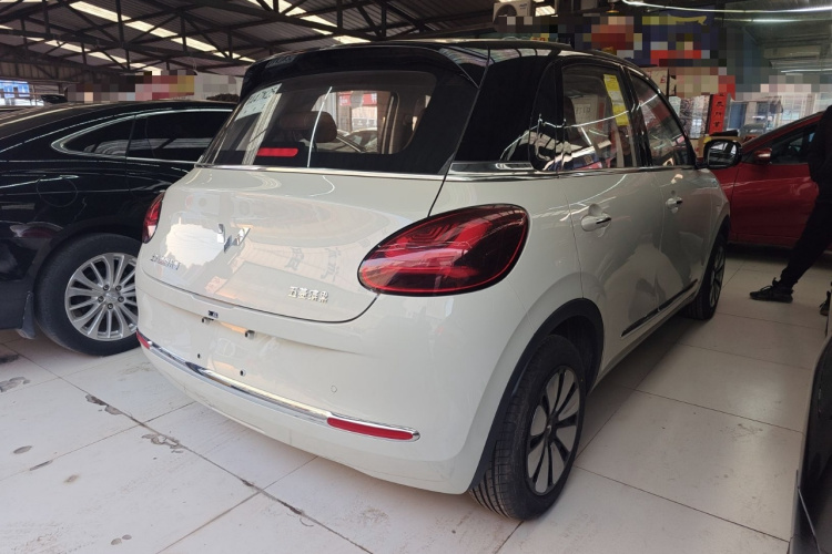 五菱汽车 五菱缤果 2025款 333km 悦享款车身外观7