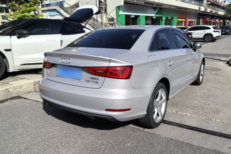 奥迪A3 2014款 Limousine 35 TFSI 自动豪华型车身外观6005