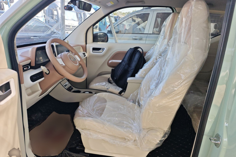 五菱汽车 宏光MINIEV 2024款 第三代 215km 进阶版中控内饰19