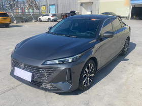 长安 逸动 2024款 1.5T GDI自动 尊贵型