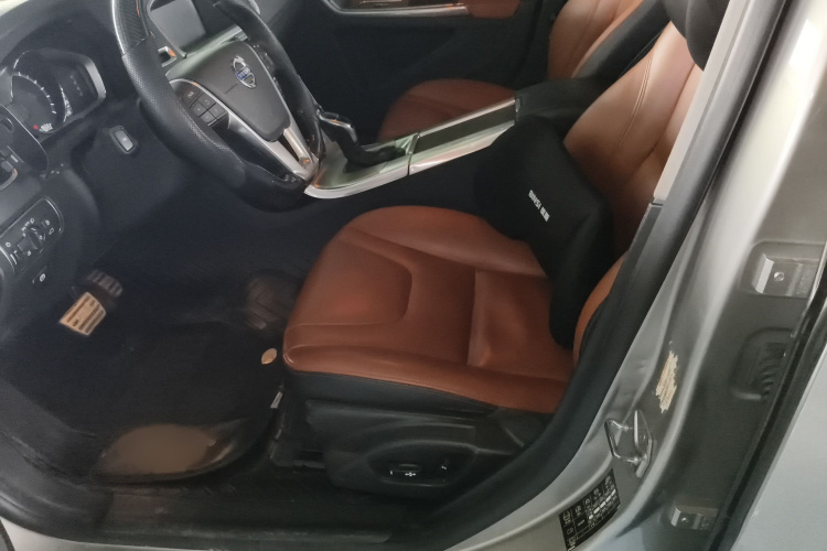 沃尔沃S60 2016款 S60L T4 智远版局部细节19