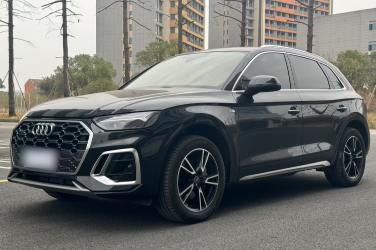 奥迪Q5L 2022款 40T 时尚动感型车身外观6002
