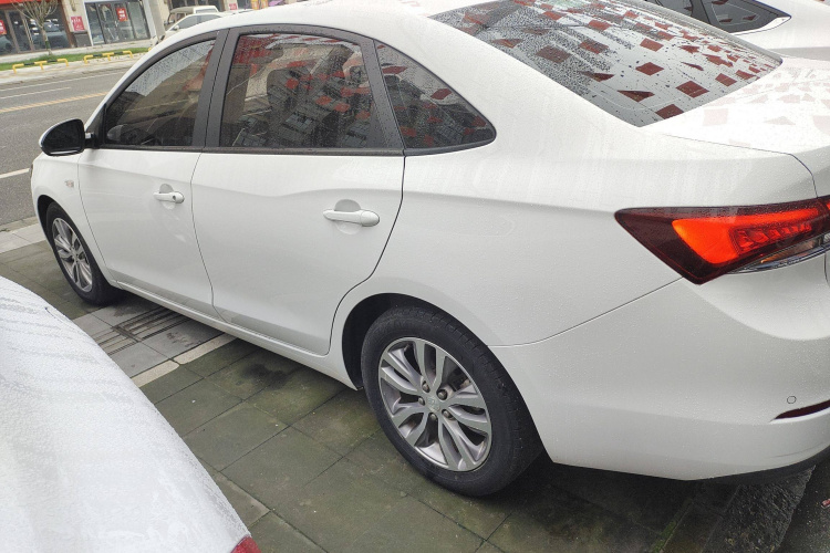 别克 英朗 2019款 18T 自动互联精英型 国VI车身外观6003