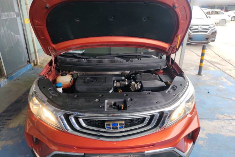 吉利汽车 远景X3 2017款 1.5L 自动尊贵型机舱底盘24