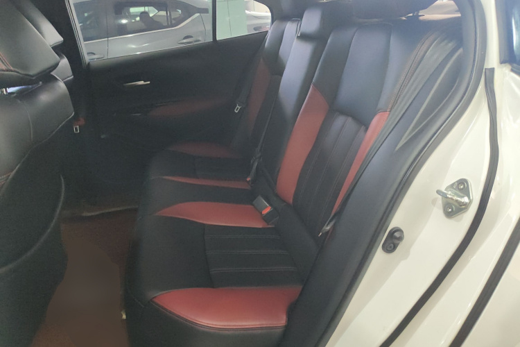 丰田 亚洲狮 2023款 2.0L 精英版中控内饰21