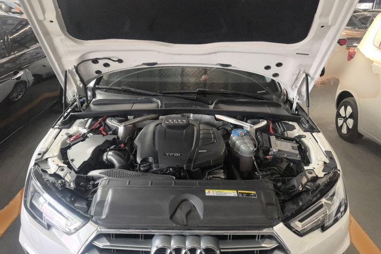 奥迪A4L 2019款 40 TFSI 时尚型 国V机舱底盘24