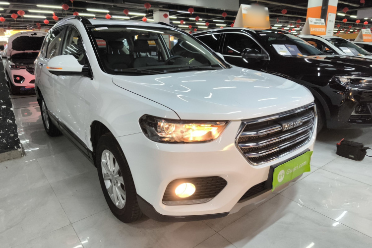 哈弗H6 2021款 运动版 1.5T 自动精英智联型 六边形格栅车身外观3