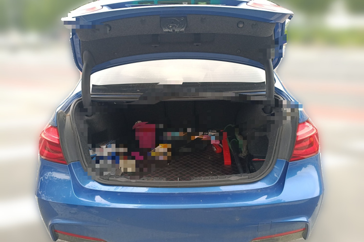 宝马3系 2017款 320Li M运动型中控内饰23