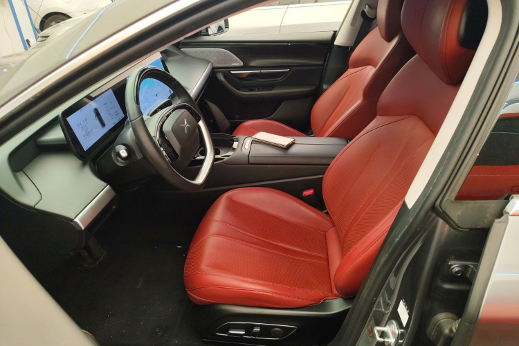 小鹏P7 2020款 670E中控内饰19