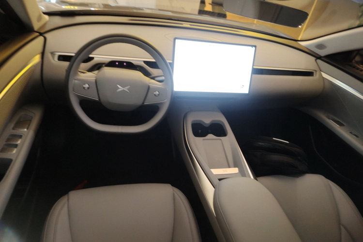 小鹏MONA M03 2024款 515 长续航中控内饰7002