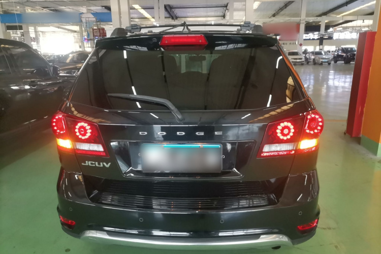 道奇 酷威 2016款 2.4L 两驱旅行版车身外观6004