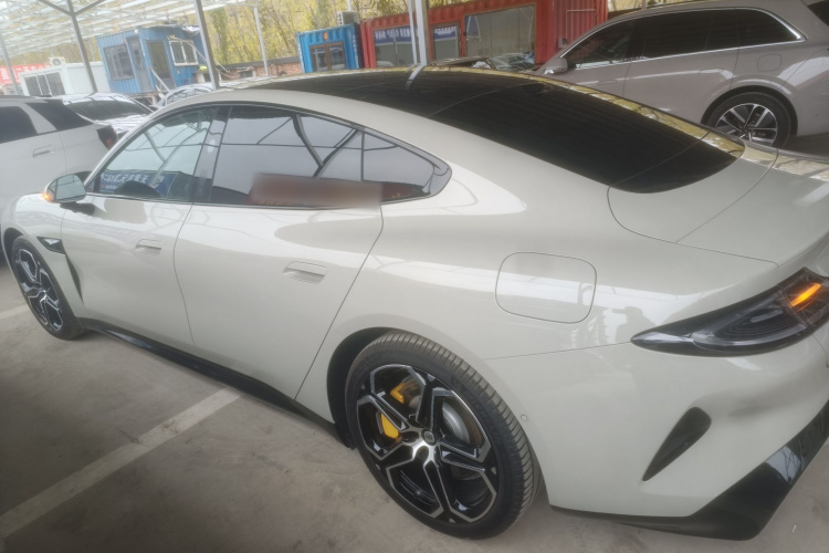 小米汽车 小米SU7 2024款 后驱长续航智驾版车身外观4