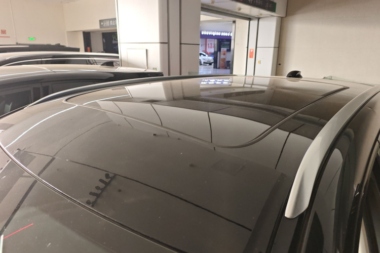 红旗HS3 2023款 2.0T 四驱有为版局部细节57