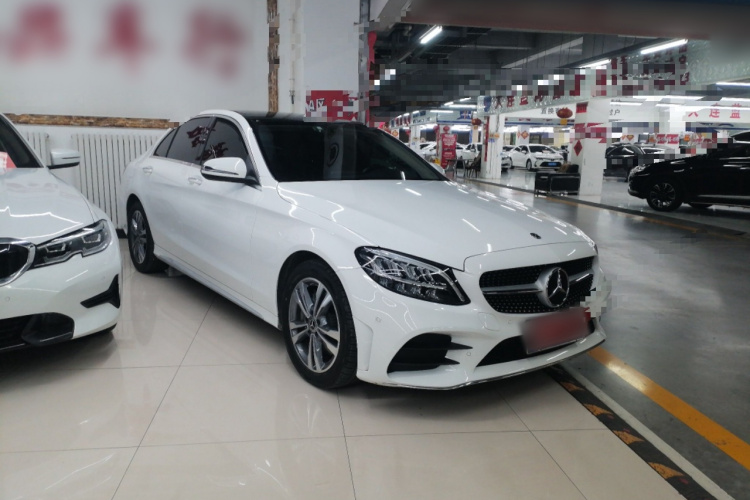 奔驰C级 2021款 C 200 L 时尚型运动版车身外观3