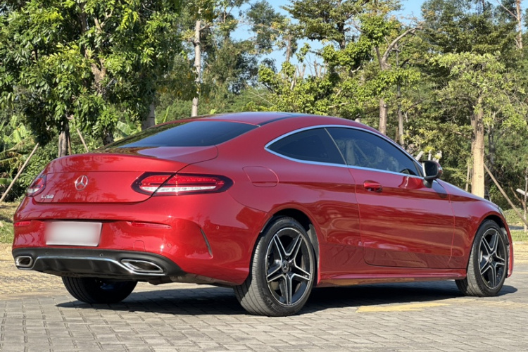 奔驰C级(进口) 2019款 C 260 轿跑车车身外观6009