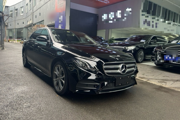 奔驰E级 2020款 E 300 L 运动豪华型车身外观6008
