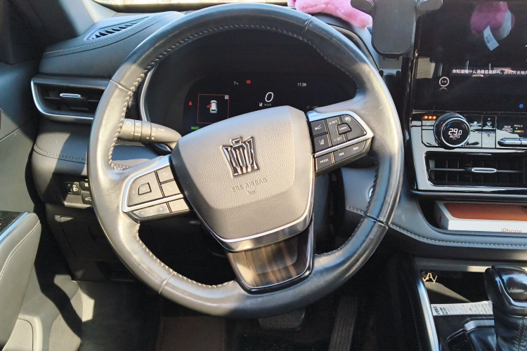 丰田 皇冠陆放 2022款 2.5L HEV四驱尊贵版中控内饰13