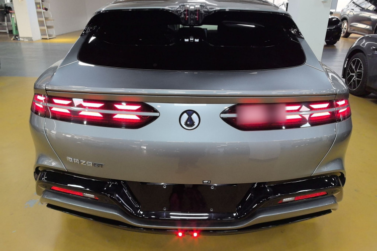 腾势Z9GT 2024款 1100四驱Ultra版车身外观6