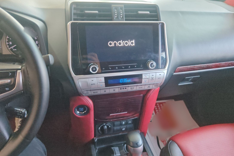 丰田 普拉多 2019款 3.5L 自动TX-L尊享版后挂备胎局部细节16