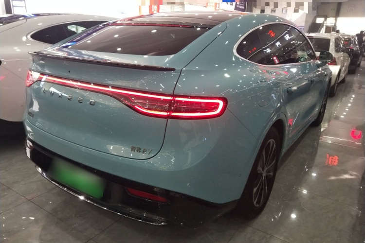 鸿蒙智行 智界R7 2025款 增程 251km Max车身外观7