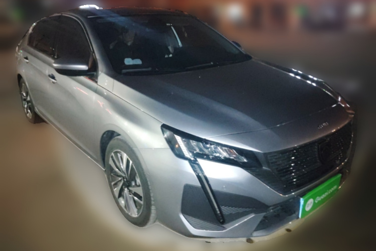 标致408 2022款 1.6T 逐梦版车身外观3